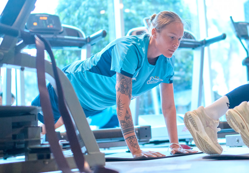 Зимний учебно-тренировочный сбор женской команды «Зенит» в Турции: 12 февраля, утренняя тренировка