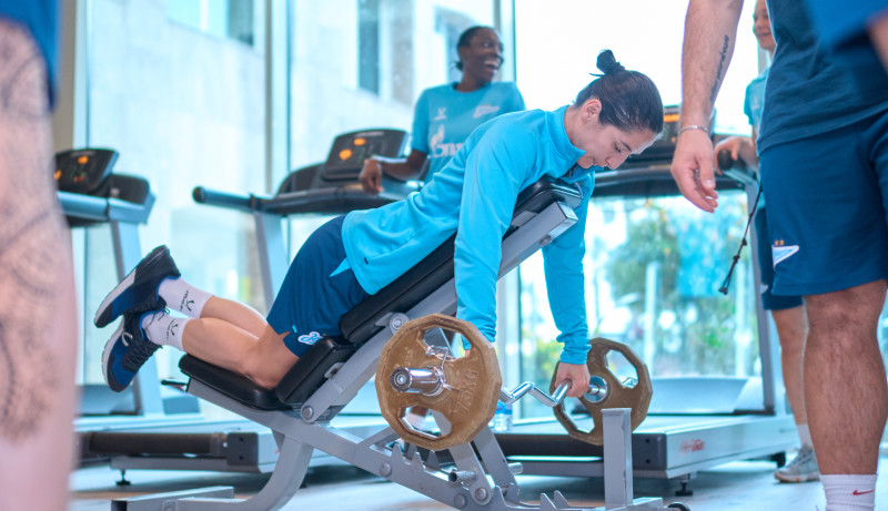 Зимний учебно-тренировочный сбор женской команды «Зенит» в Турции: 12 февраля, утренняя тренировка