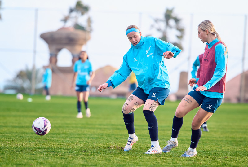 Зимний учебно-тренировочный сбор женской команды «Зенит» в Турции: 12 февраля, вечерняя тренировка
