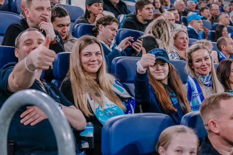 Болельщики на матче «Зенит» — «Балтика»