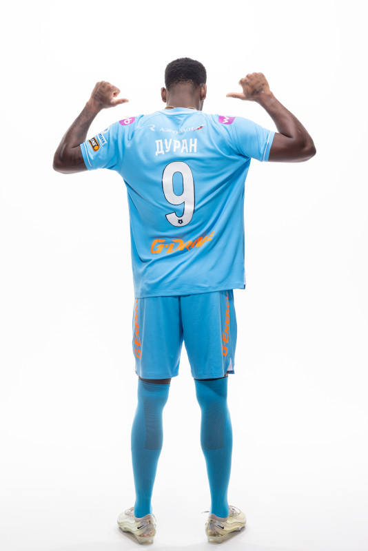 Фотосессия основного состава ФК «Зенит» сезона 2025/2026.