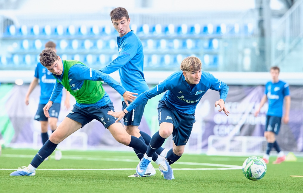 Тренировка «Зенита»-м перед матчем с «Чертаново»-м