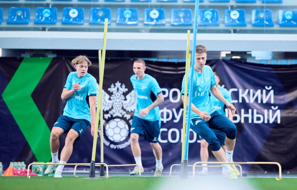 Тренировка «Зенита»-2 перед матчем с «Динамо» Брянск