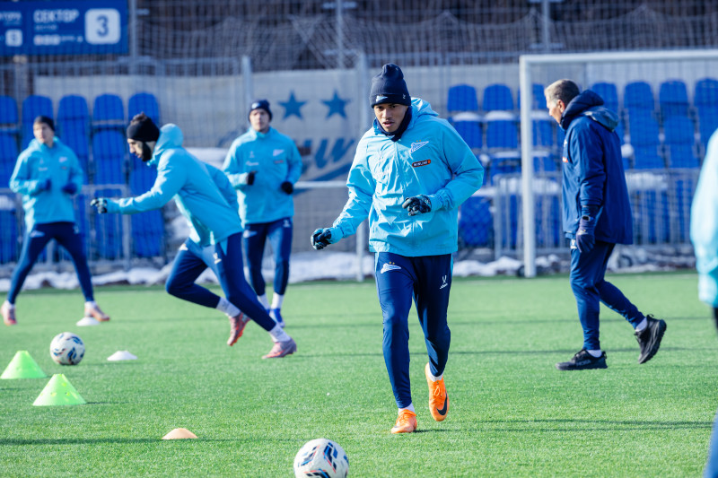 Тренировка основного состава «Зенита» перед матчем с «Оренбургом»