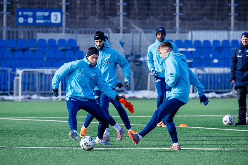 Тренировка основного состава «Зенита» перед матчем с «Оренбургом»