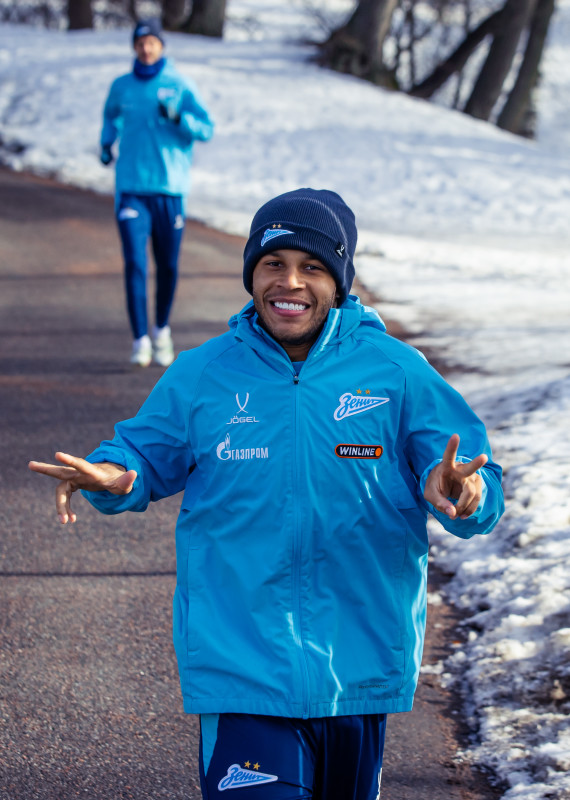 Тренировка основного состава «Зенита» перед матчем с «Оренбургом»