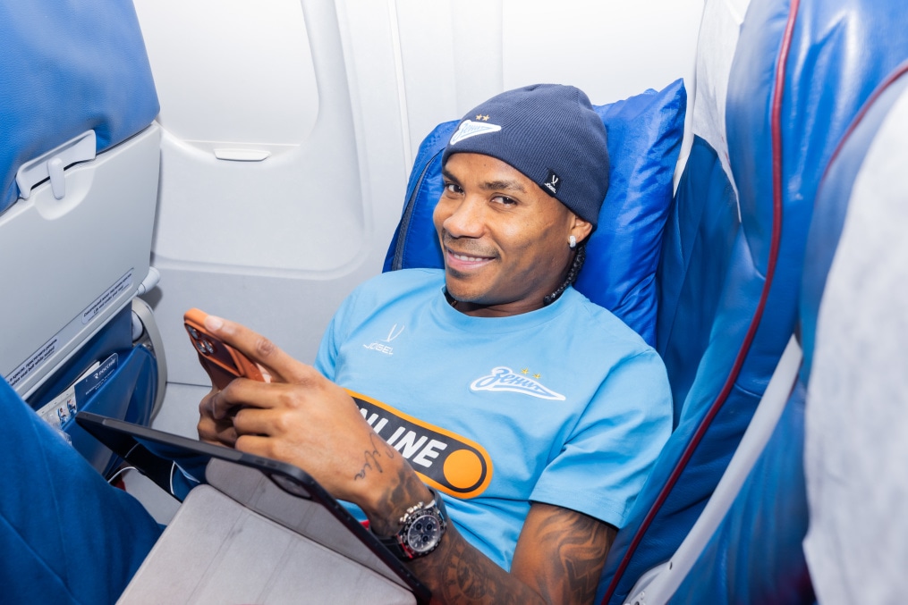 Вылет команды на матч c «Оренбургом»