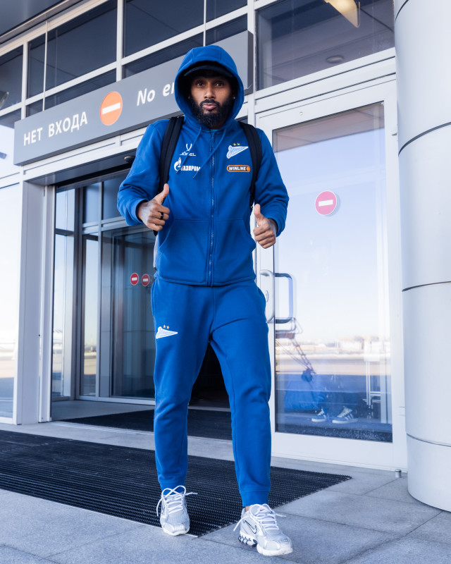 Вылет команды на матч c «Оренбургом»