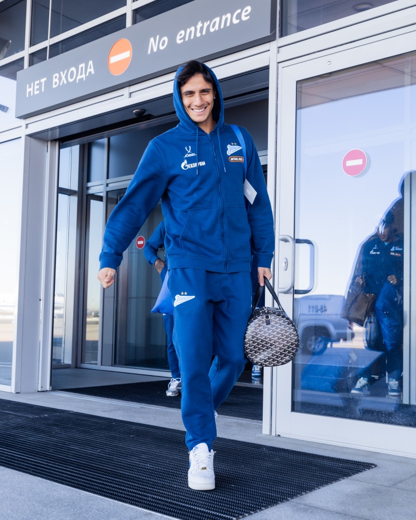 Вылет команды на матч c «Оренбургом»