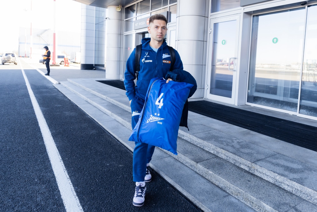 Вылет команды на матч c «Оренбургом»