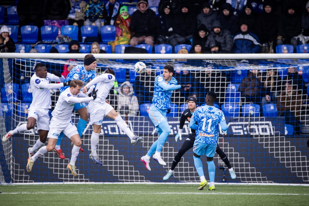 Мир Российская Премьер-Лига 2025/26,  «Оренбург» — «Зенит»