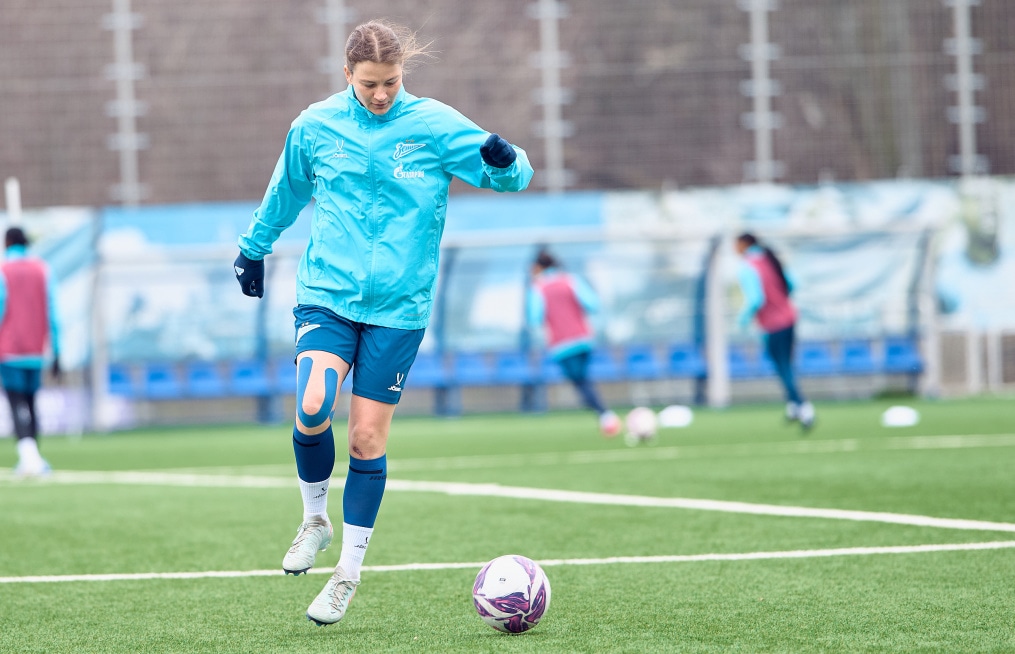 Тренировка женской команды перед матчем с «Динамо»