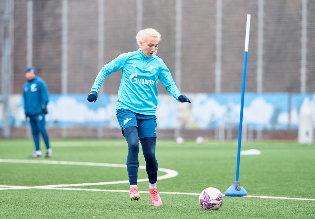 Тренировка женской команды перед матчем с «Динамо»