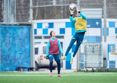 Тренировка женской команды перед матчем с «Динамо»