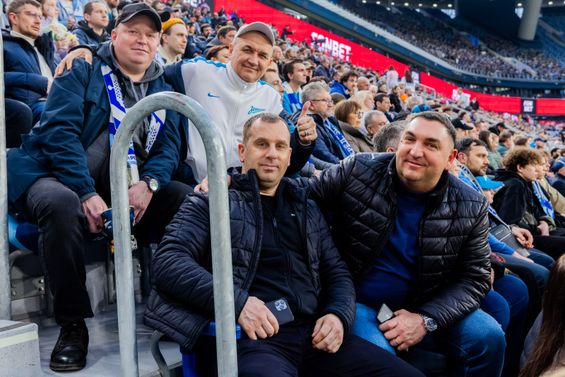 Болельщики на матче «Зенит» — «Динамо» (Махачкала)