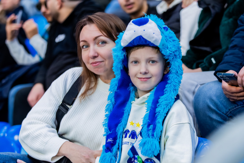 Болельщики на матче «Зенит» — «Динамо» (Махачкала)