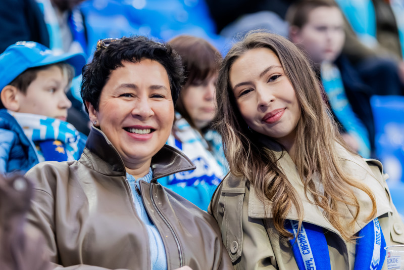 Болельщики на матче «Зенит» — «Динамо» (Махачкала)