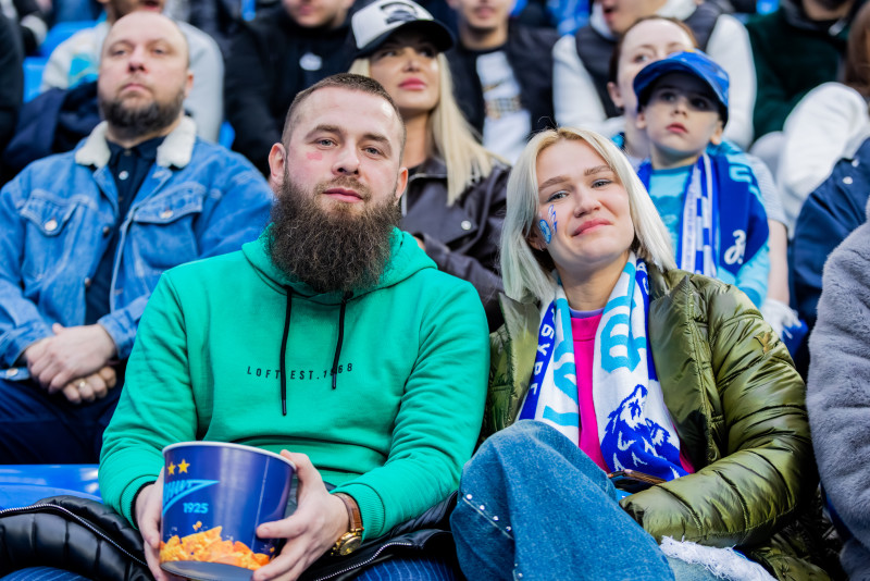 Болельщики на матче «Зенит» — «Динамо» (Махачкала)