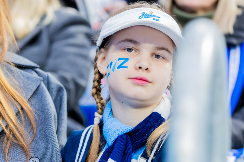 Болельщики на матче «Зенит» — «Динамо» (Махачкала)