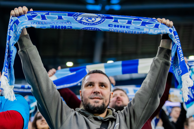 Болельщики на матче «Зенит» — «Динамо» (Махачкала)