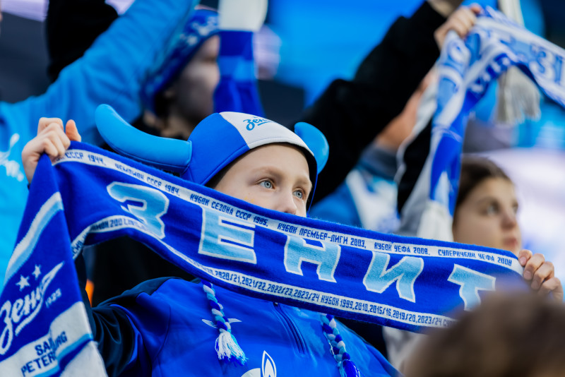 Болельщики на матче «Зенит» — «Динамо» (Махачкала)