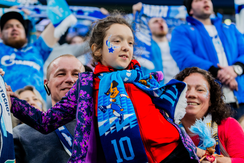 Болельщики на матче «Зенит» — «Динамо» (Махачкала)