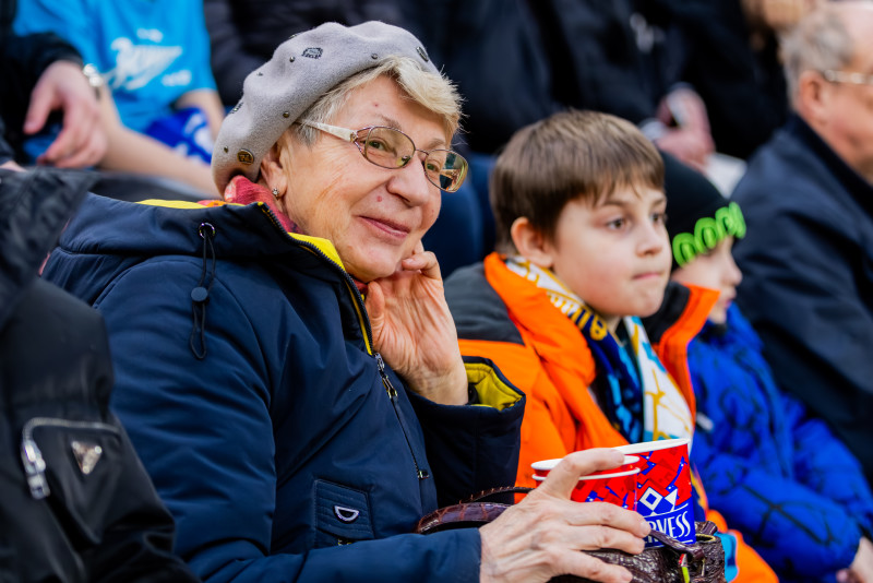 Болельщики на матче «Зенит» — «Динамо» (Махачкала)