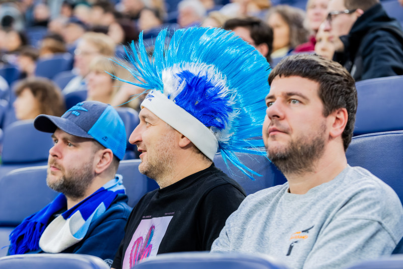 Болельщики на матче «Зенит» — «Динамо» (Махачкала)