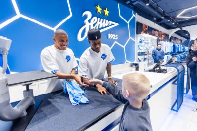 Презентация Джон Джона и Джона Дурана  в фирменном магазине «Зенит-Арена»