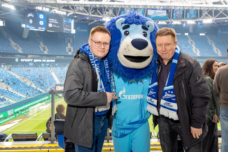 Фан-Променад перед матчем «Зенит» — «Крылья Советов»