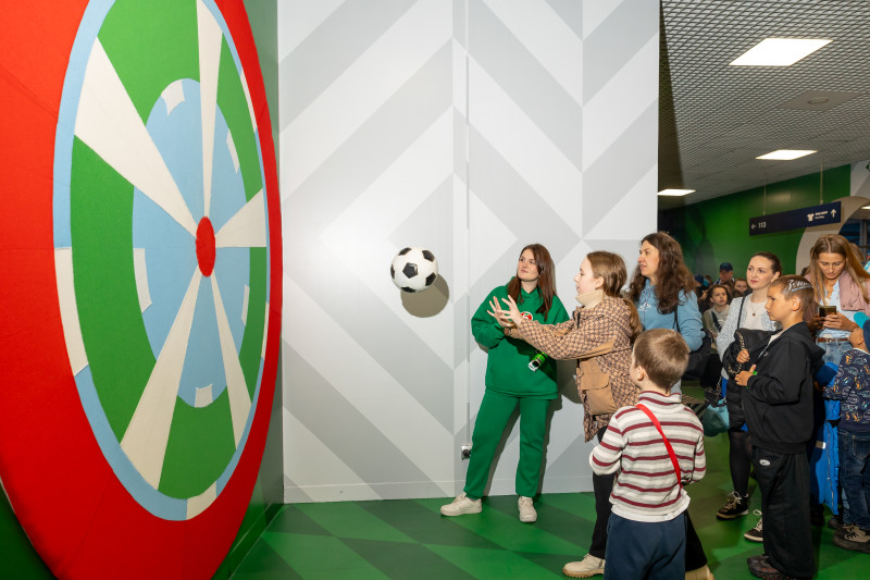 Фан-Променад перед матчем «Зенит» — «Крылья Советов»