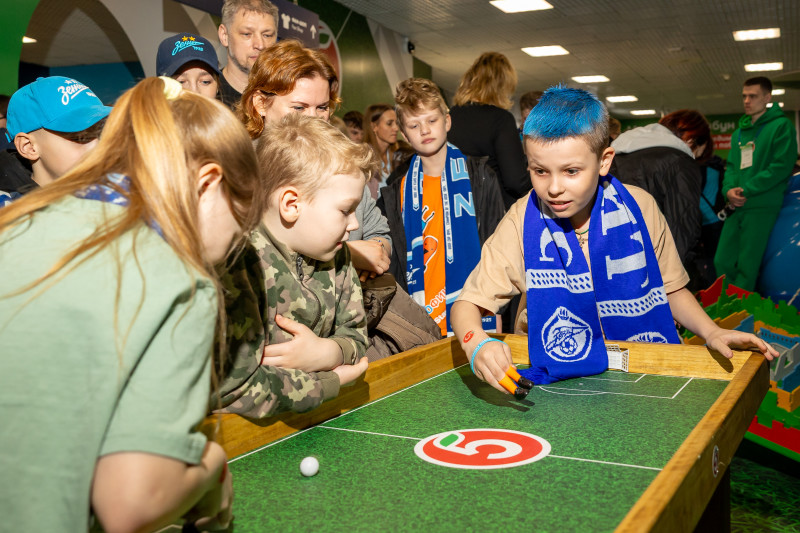 Фан-Променад перед матчем «Зенит» — «Крылья Советов»