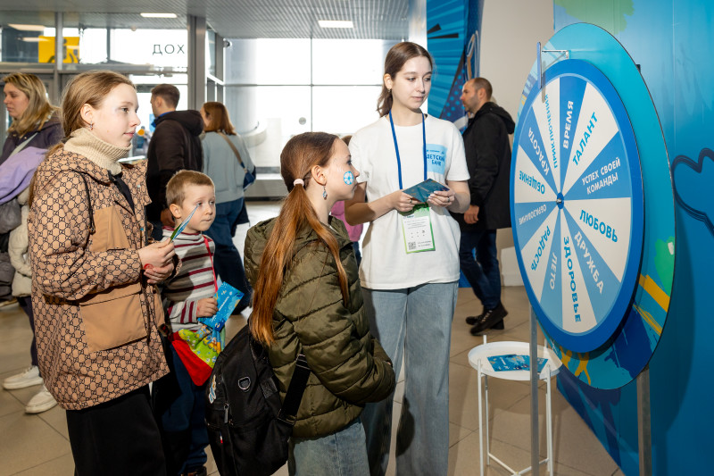 Фан-Променад перед матчем «Зенит» — «Крылья Советов»