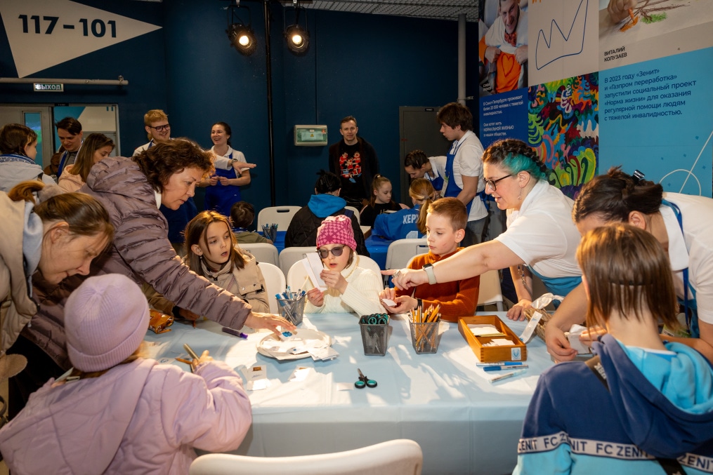 Площадка «Нормальное место» перед матчем «Зенит» — «Крылья Советов»