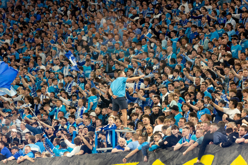 Болельщики на матче «Зенит» — «Спартак»