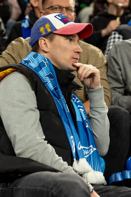 Болельщики на матче «Зенит» — «Спартак»