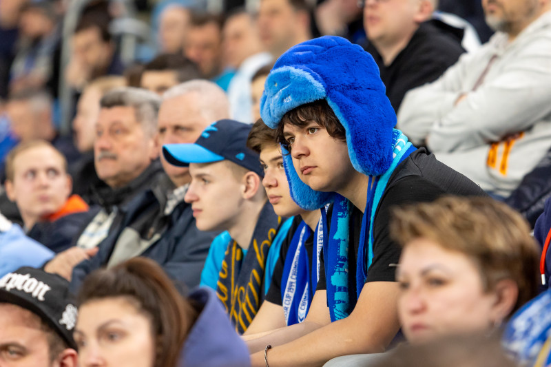 Болельщики на матче «Зенит» — «Спартак»