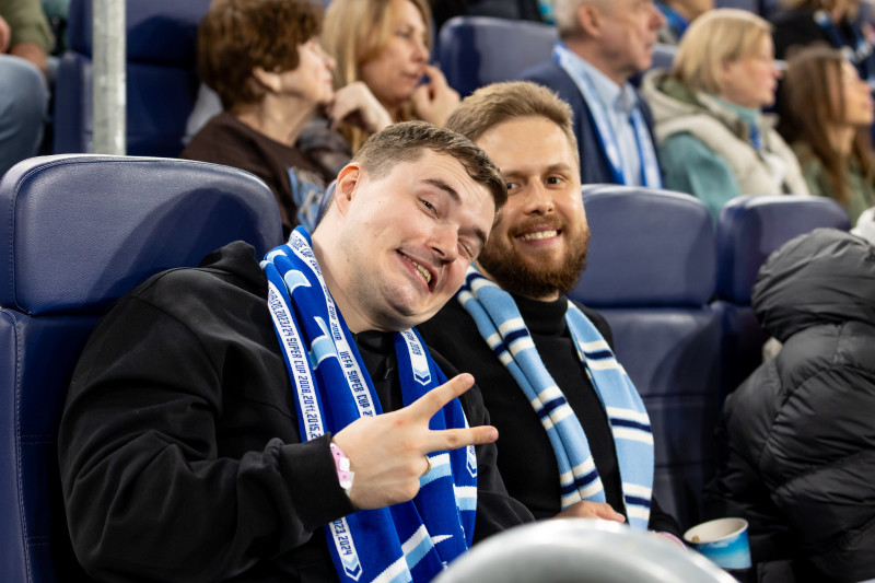 Болельщики на матче «Зенит» — «Спартак»