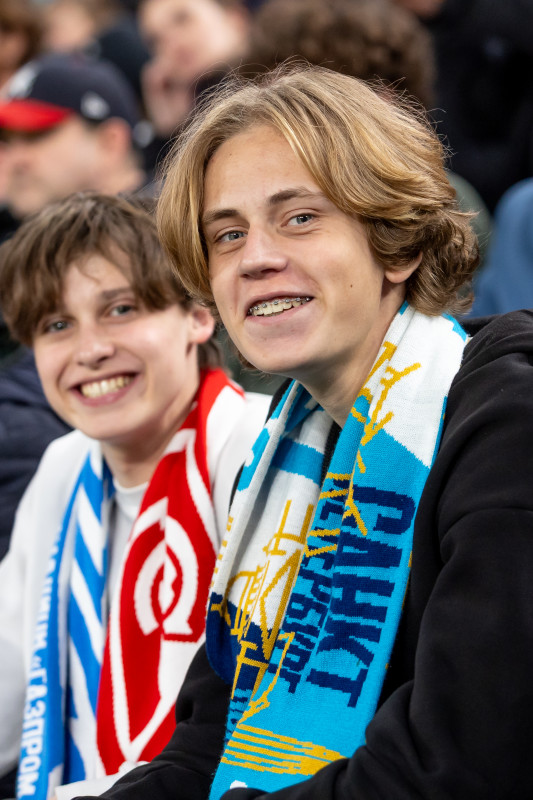 Болельщики на матче «Зенит» — «Спартак»