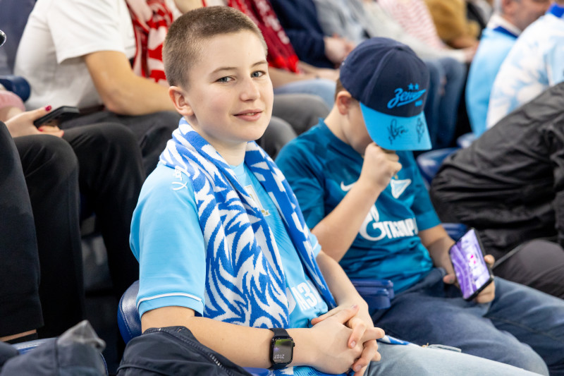 Болельщики на матче «Зенит» — «Спартак»