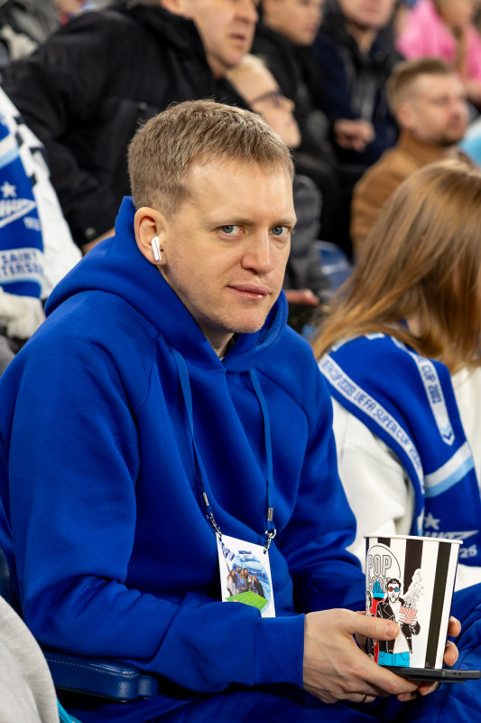 Болельщики на матче «Зенит» — «Спартак»