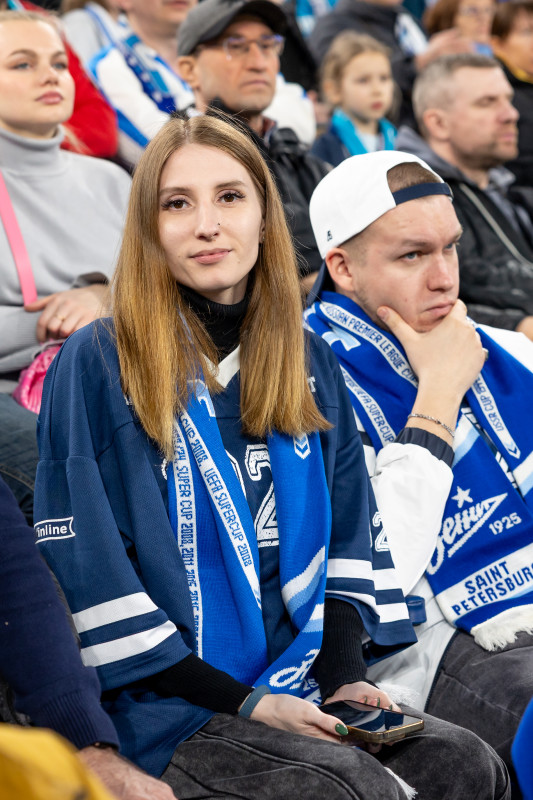 Болельщики на матче «Зенит» — «Спартак»