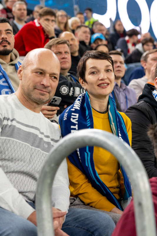 Болельщики на матче «Зенит» — «Спартак»