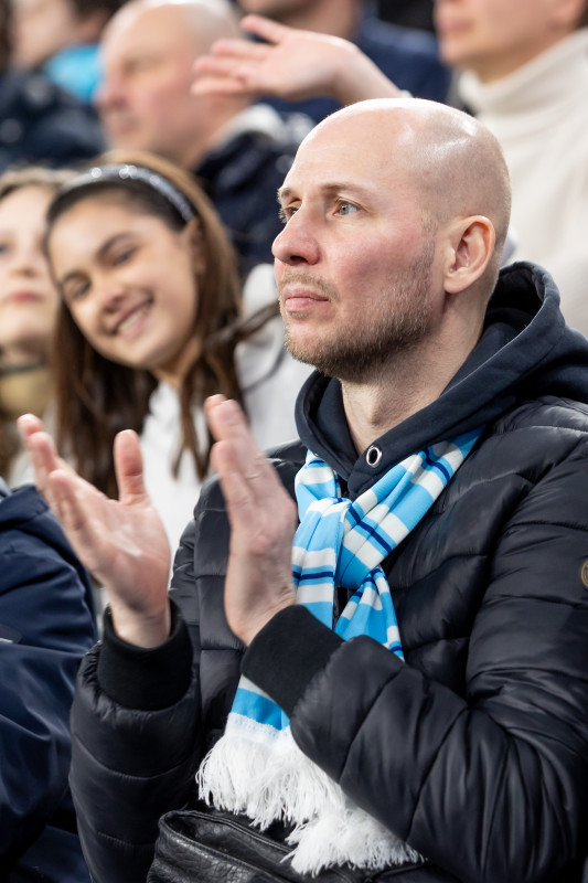 Болельщики на матче «Зенит» — «Спартак»