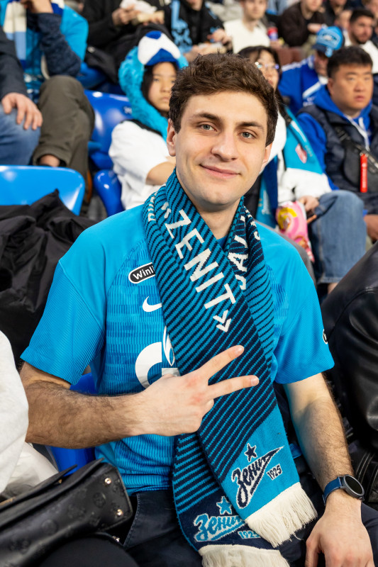 Болельщики на матче «Зенит» — «Спартак»