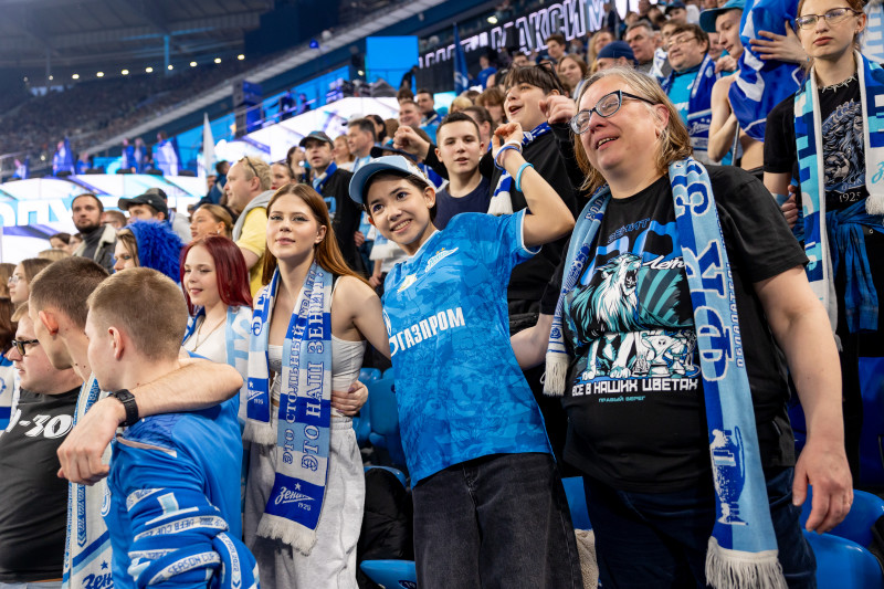 Болельщики на матче «Зенит»—«Краснодар»