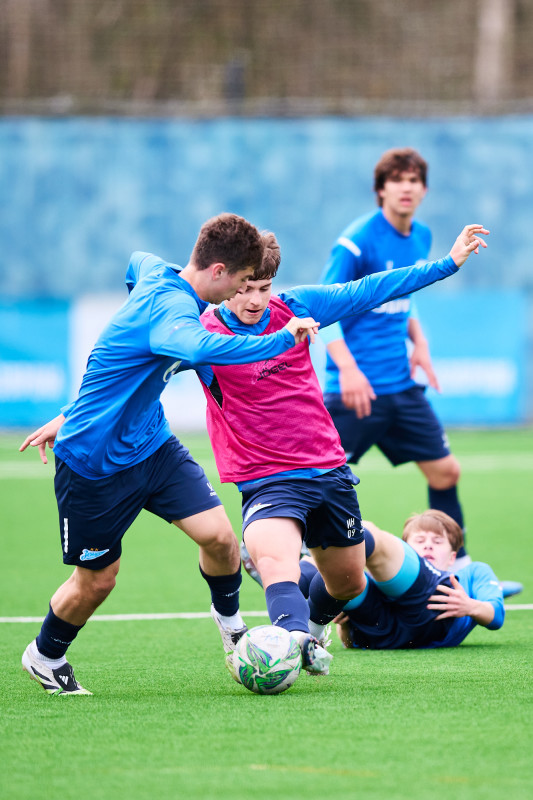 Тренировка «Зенита»-м перед матчем с «Уралом»-м