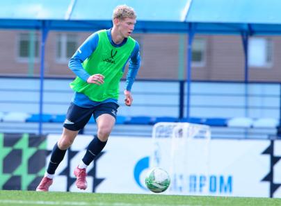 enit training before the match with Lokomoti