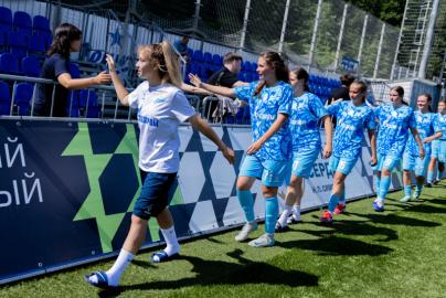 Юношеская футбольная лига среди девушек: «Зенит» U-18 — «Локомотив» U-18