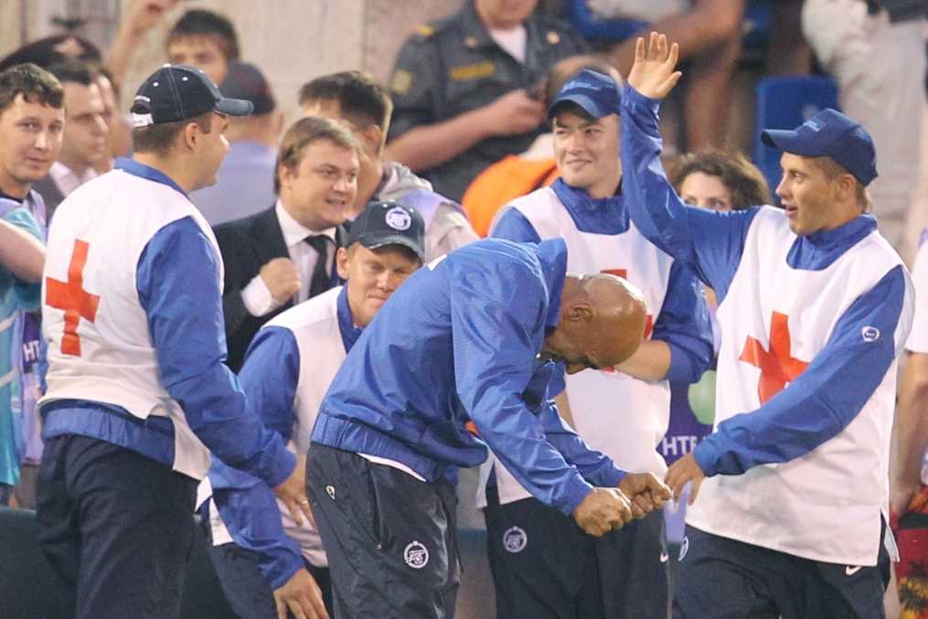 Лига Чемпионов 2010/2011 УЕФА 2010, Зенит—Униря